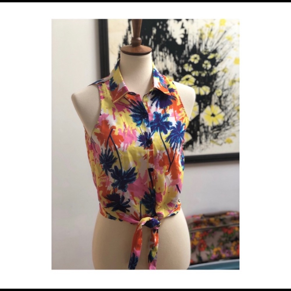 Vintage Palm Tree Tie Front Blouse